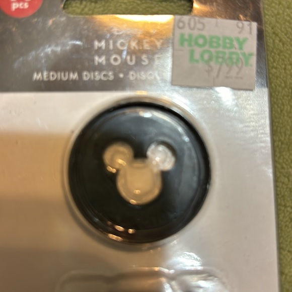 The Happy Planner Mickey Mouse 11 medium discs for planners - Picture 3 of 3